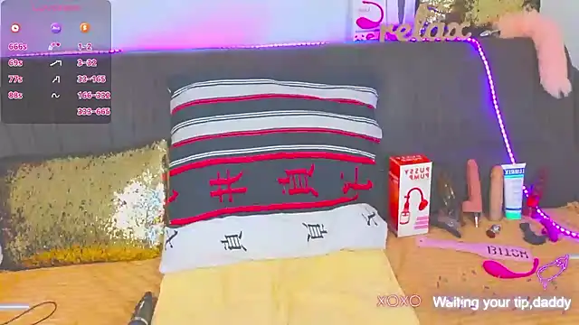 Snapshot of AlexaStoun chatting on 03-06-25, 01:24 AlexaStoun online show from 03-06-25, 01:24