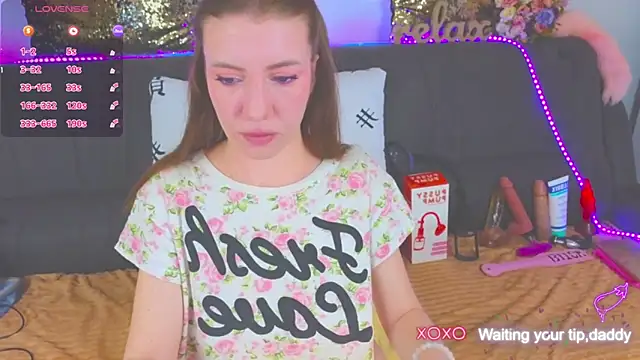 Snapshot of AlexaStoun chatting on 02-18-25, 02:49 AlexaStoun online show from 02-18-25, 02:49