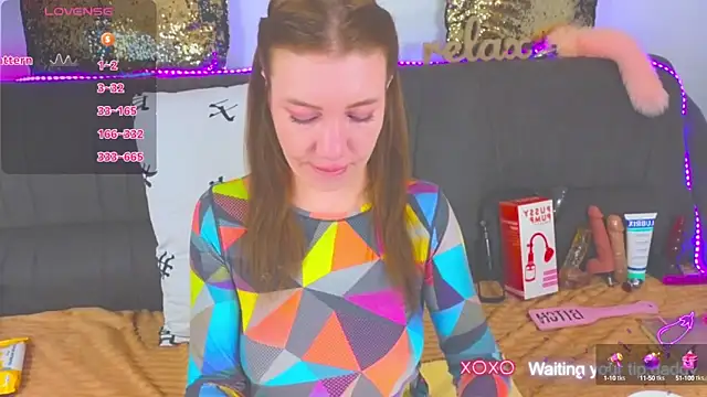 Snapshot of AlexaStoun chatting on 02-04-25, 02:43 AlexaStoun online show from 02-04-25, 02:43