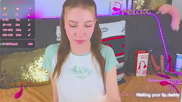 Snapshot of AlexaStoun chatting on 03-01-25, 03:38 AlexaStoun online show from 03-01-25, 03:38