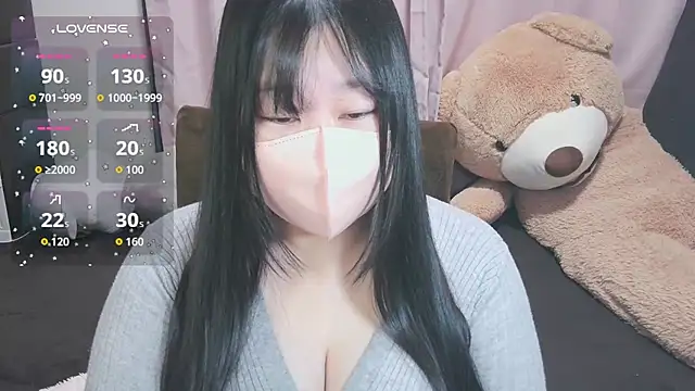 yuinyan3150 online show from 04-14-26, 02:11