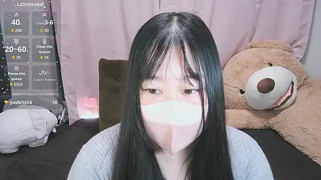 Snapshot of yuinyan3150 chatting on 09-21-25, 04:50 yuinyan3150 online show from 09-21-25, 04:50