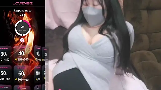 Snapshot of yuinyan3150 chatting on 12-31-24, 03:34 yuinyan3150 online show from 12-31-24, 03:34