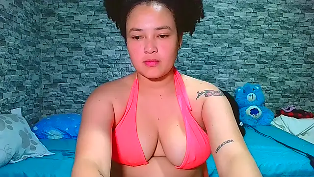 vanellope12 online show from 11-01-25, 07:19