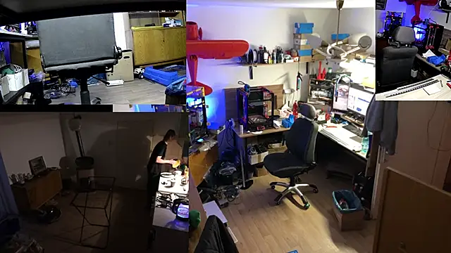 Snapshot of Happy_Michal chatting on 11-21-25, 05:56 Happy Michal online show from 11-21-25, 05:56