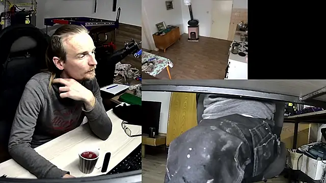 Snapshot of Happy_Michal chatting on 10-18-25, 01:24 Happy Michal online show from 10-18-25, 01:24