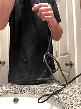 Snapshot of StrokinSnowman chatting on 10-17-25, 03:43 StrokinSnowman online show from 10-17-25, 03:43