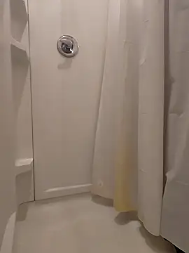 Snapshot of StrokinSnowman chatting on 12-24-24, 05:44 StrokinSnowman online show from 12-24-24, 05:44