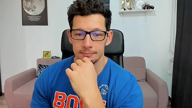 BrutusK08 online show from 11-25-25, 08:14