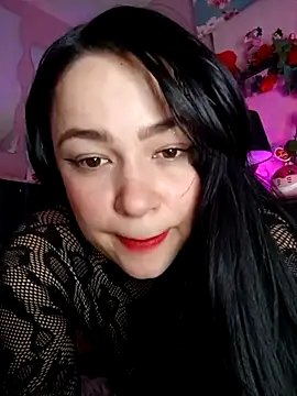 Snapshot of Lia_Roxx chatting on 03-18-25, 06:28 Lia Roxx online show from 03-18-25, 06:28