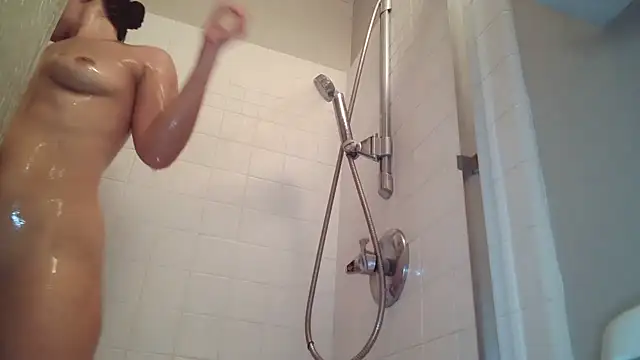 Tipsy Toes Daisy online show from 02-18-25, 06:15