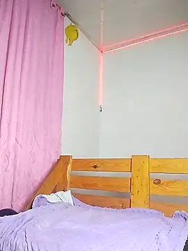 Snapshot of KATYGONZALEZ chatting on 02-05-26, 01:45 KATYGONZALEZ online show from 02-05-26, 01:45