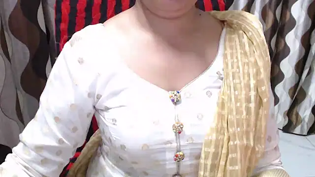 Snapshot of Kaur_Jannat chatting on 02-07-25, 06:56 Kaur Jannat online show from 02-07-25, 06:56