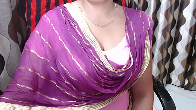 Snapshot of Kaur_Jannat chatting on 02-03-25, 06:49 Kaur Jannat online show from 02-03-25, 06:49