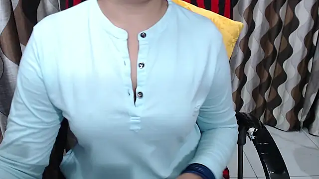 Snapshot of Kaur_Jannat chatting on 02-28-25, 09:33 Kaur Jannat online show from 02-28-25, 09:33