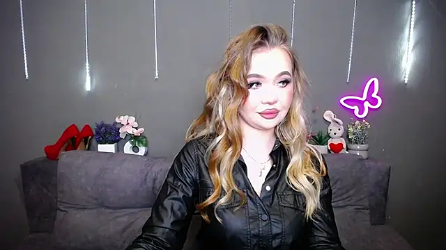StacyYellig online show from 04-15-26, 08:31
