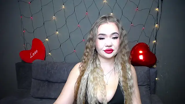 Snapshot of StacyYellig chatting on 02-14-26, 10:10 StacyYellig online show from 02-14-26, 10:10