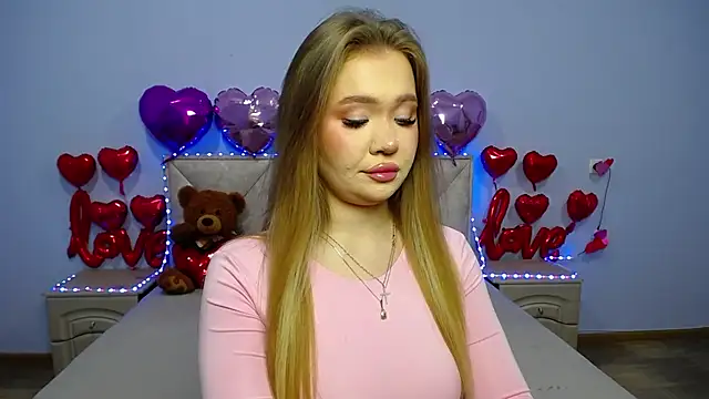 Snapshot of StacyYellig chatting on 03-05-25, 08:10 StacyYellig online show from 03-05-25, 08:10