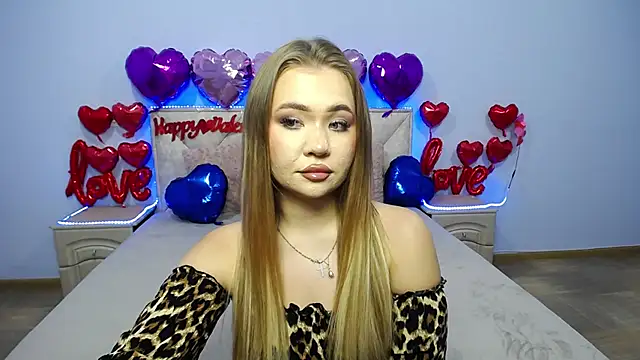 Snapshot of StacyYellig chatting on 02-10-25, 04:36 StacyYellig online show from 02-10-25, 04:36