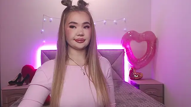 Snapshot of StacyYellig chatting on 02-19-26, 09:34 StacyYellig online show from 02-19-26, 09:34