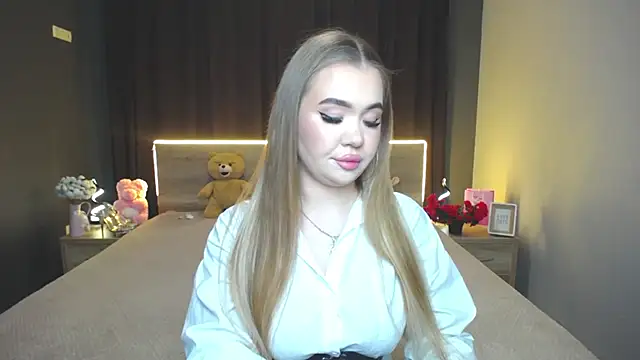 Snapshot of StacyYellig chatting on 02-21-26, 09:28 StacyYellig online show from 02-21-26, 09:28