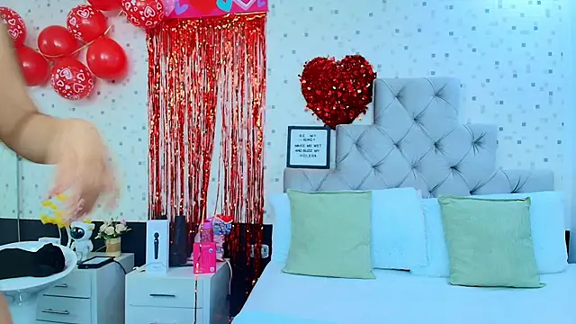 JulietaReyess online show from 02-16-26, 11:53