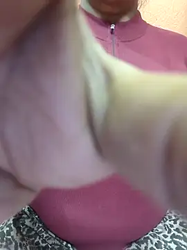 CUTE SOPHIA- online show from 03-08-25, 11:37