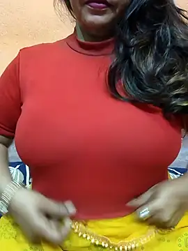 CUTE SOPHIA- online show from 03-01-25, 09:04