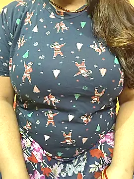 CUTE SOPHIA- online show from 11-11-25, 02:17