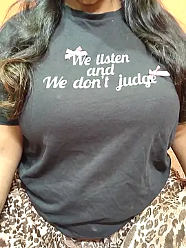 CUTE SOPHIA- online show from 10-22-25, 12:21