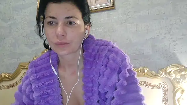 StunnigArt online show from 04-17-26, 01:19