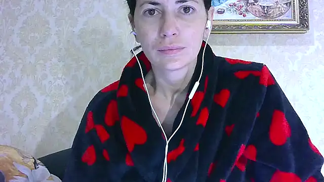 StunnigArt online show from 04-25-26, 01:19
