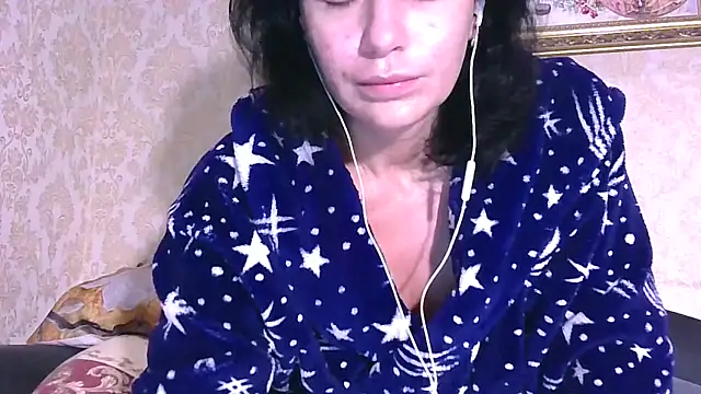 StunnigArt online show from 04-19-26, 01:17