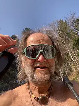 artXhibitor online show from 03-08-26, 01:36