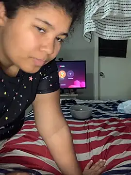KittyLoroi online show from 10-29-25, 12:53