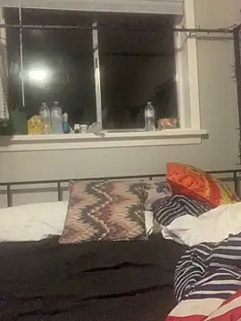 KittyLoroi online show from 11-17-25, 04:05
