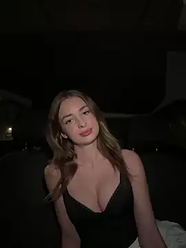 EvieEvans online show from 11-04-25, 05:17