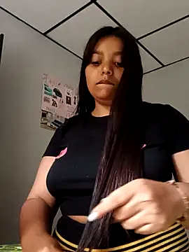 stefanie010 online show from 02-03-25, 08:35