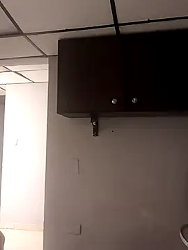 stefanie010 online show from 11-13-25, 07:07