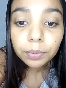 Snapshot of stefanie010 chatting on 05-11-26, 06:49 stefanie010 online show from 05-11-26, 06:49