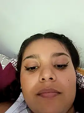 stefanie010 online show from 02-08-26, 07:44