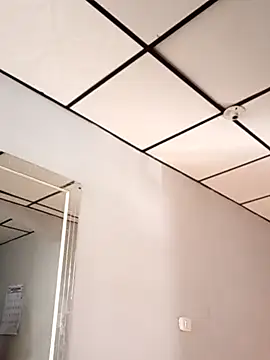 stefanie010 online show from 03-21-25, 03:13