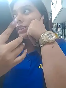 stefanie010 online show from 03-12-25, 12:53