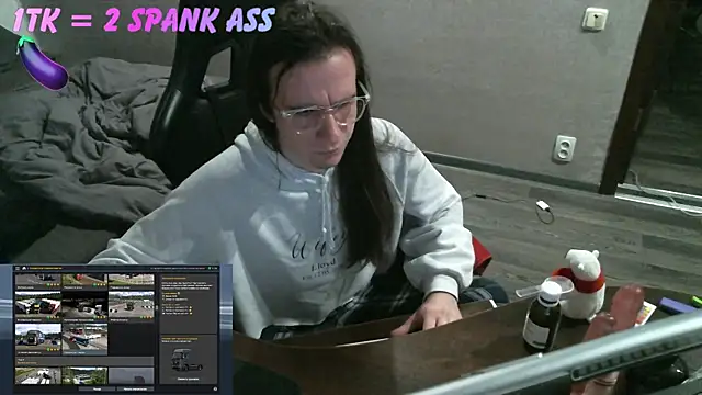 izilizi 23 online show from 05-17-26, 06:30