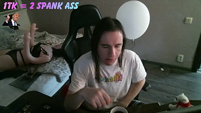 izilizi 23 online show from 04-23-26, 08:43