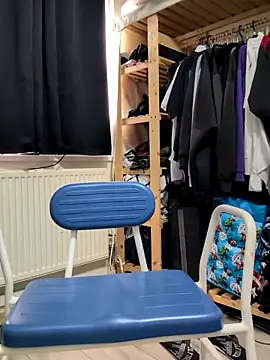 tall guy323 online show from 09-29-25, 09:16