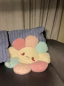 YellowHoneyDip online show from 01-13-26, 07:51