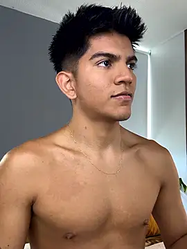 santiago 01 online show from 01-09-26, 08:49