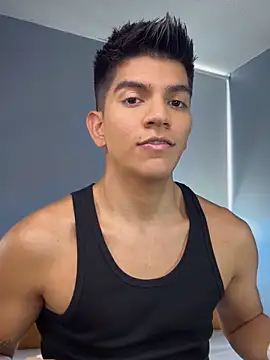 santiago 01 online show from 10-24-25, 07:46