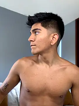 santiago 01 online show from 11-10-25, 07:41